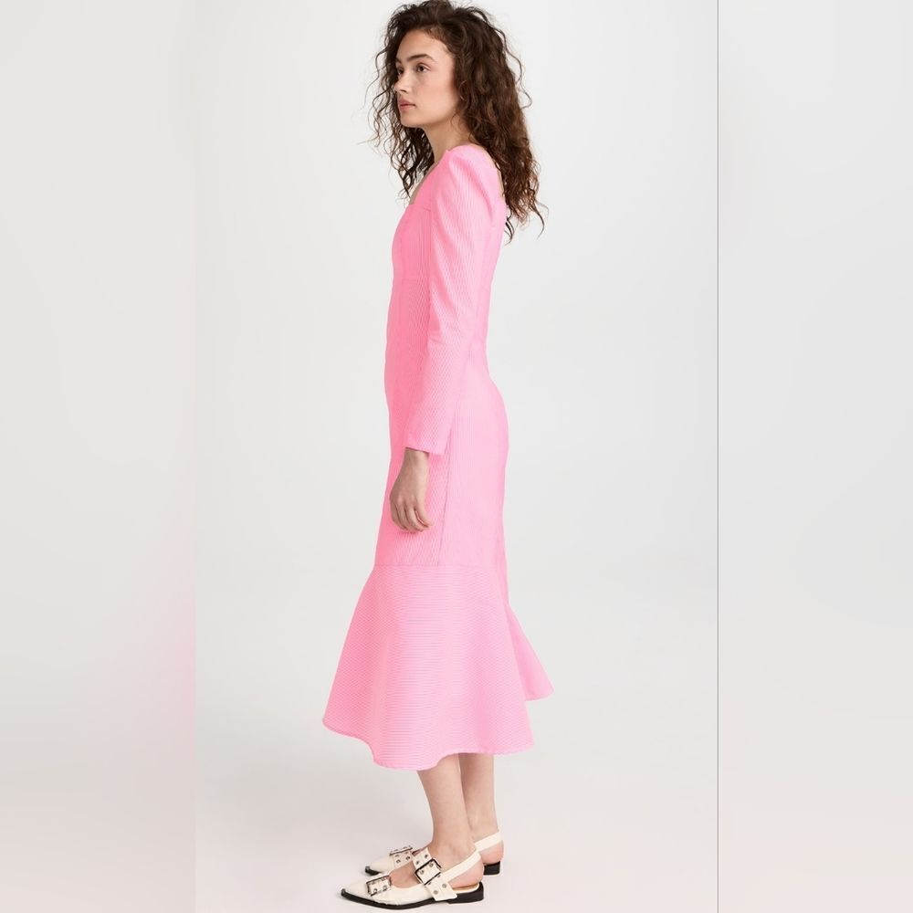 Brogger Dress - Picture 4 of 9